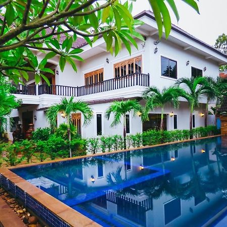 Isirafu Boutique Hotel Sziemreap Kültér fotó